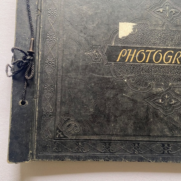 Vintage Photo Album Embossed Cover Black Empty Pages Gothic Grimoire Grief Magic - Picture 6 of 16
